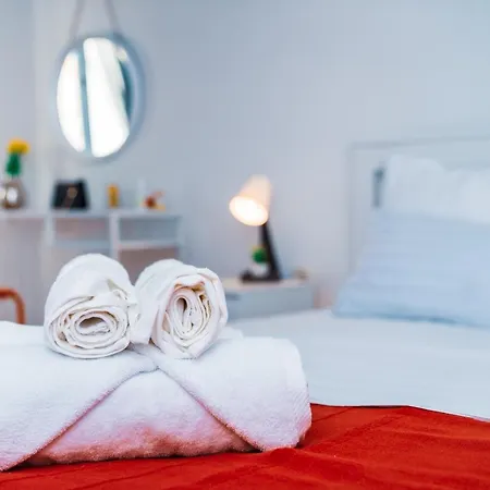 Sol-1 In Old Part Of Centar Apartament