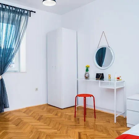 Apartment Sol-1 In Old Part Of Centar *
