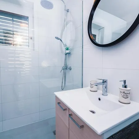 Sol-1 In Old Part Of Centar Lägenhet Split