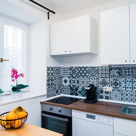 Sol-1 In Old Part Of Centar *