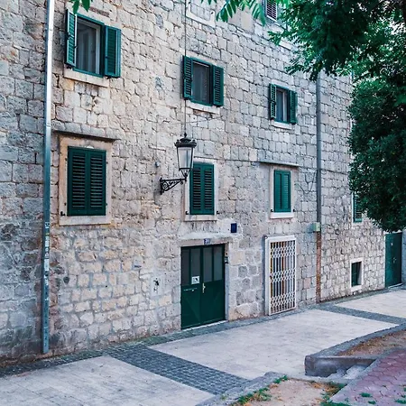 Lägenhet Sol-1 In Old Part Of Centar *